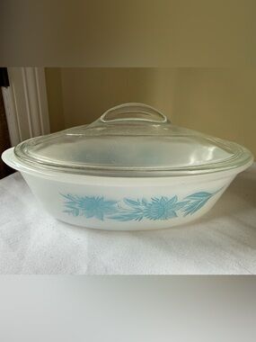 Vintage Blue Thistle Covered Baking Dish by Glasbake